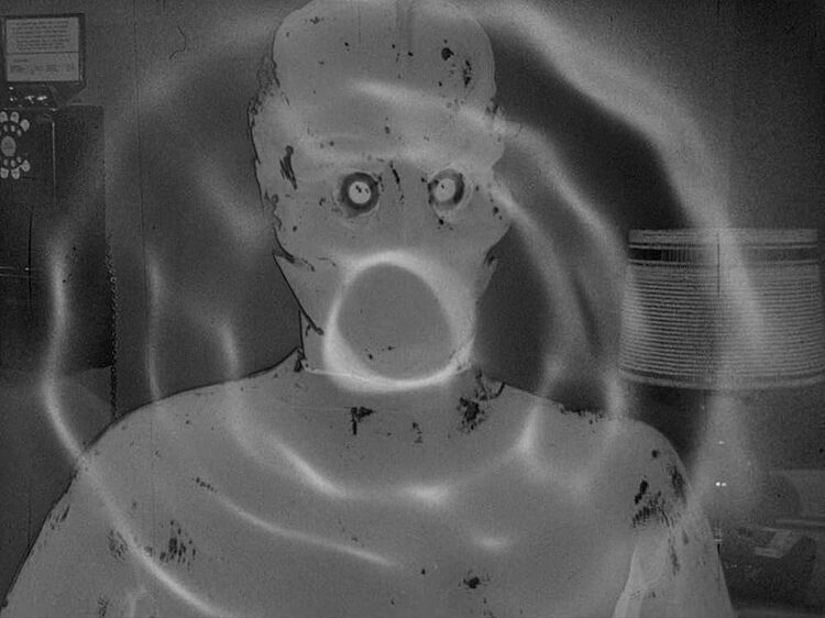 MV5BNDQwNGM1MWQtZThmMi00YWI5LWIwMTctMWMyMjgyZWQ0Y2U4XkEyXkFqcGc@.V1_FMjpg_UX1000