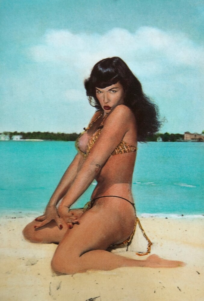 Betty Page fotografata da Bunny Yeager_Brescia Photo Festival 2019_alta