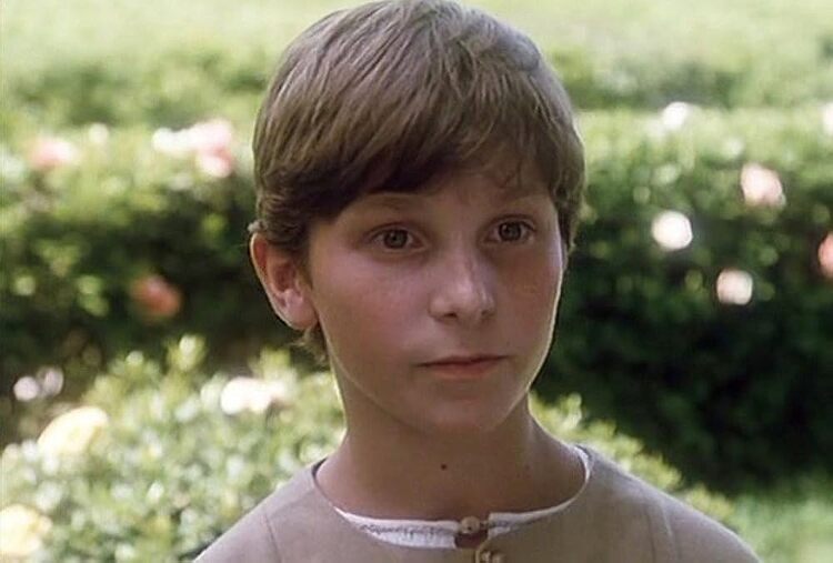 MV5BNzVjNjU0ZmUtOWY3Yy00ODQ4LTk4NGItZTM4YjQzYTM3OWE0XkEyXkFqcGc@.V1_FMjpg_UX1000