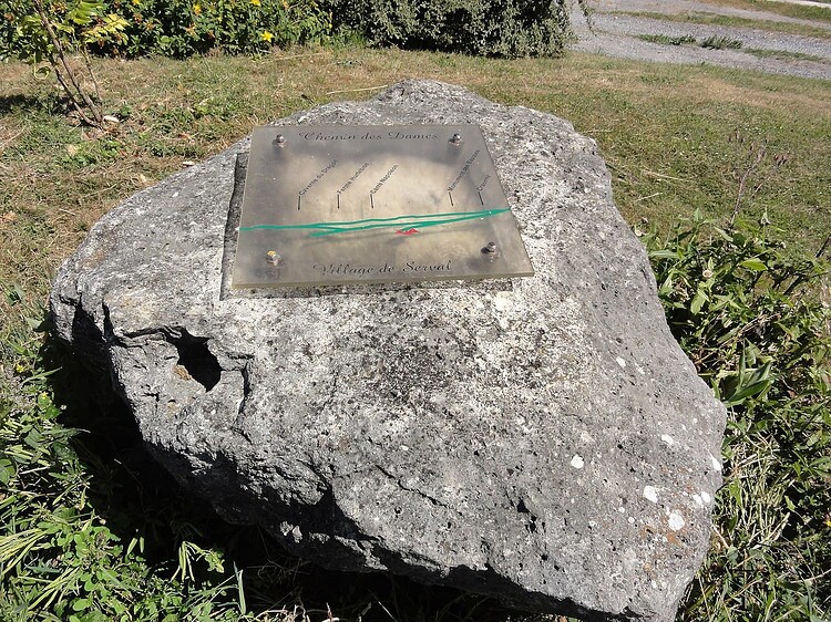 Serval_(Aisne)_plaque_panorama