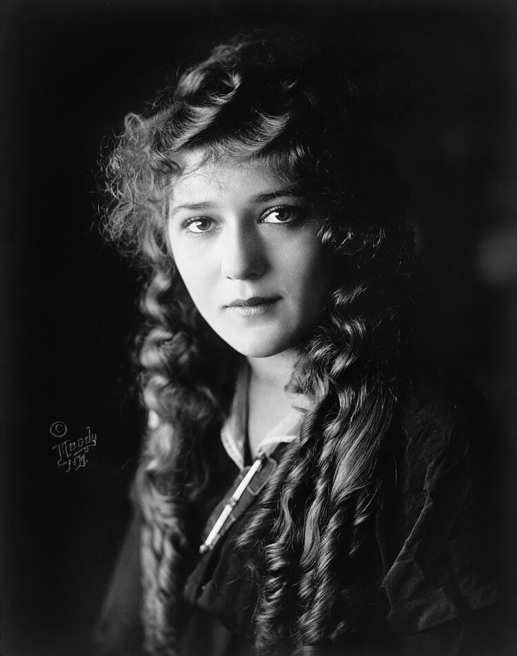 Mary_Pickford_cph.3c17995u