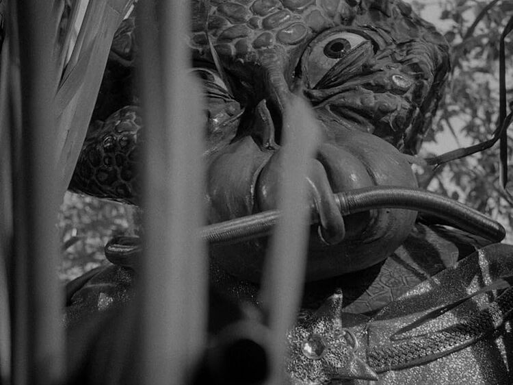 MV5BNDlmOWFiYjYtMTFkYi00ZjJjLThkNmMtMmY3MTIxMTA4MmE3XkEyXkFqcGc@.V1_FMjpg_UX1000