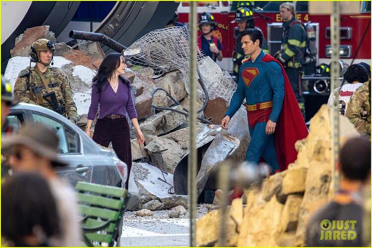 superman-crash-scene-photos-12
