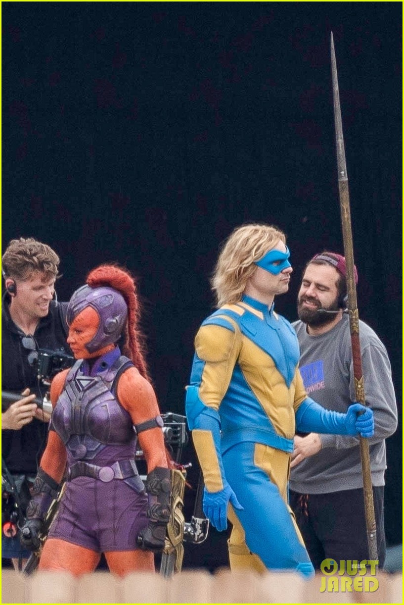 the-suicide-squad-cast-set-photos-09