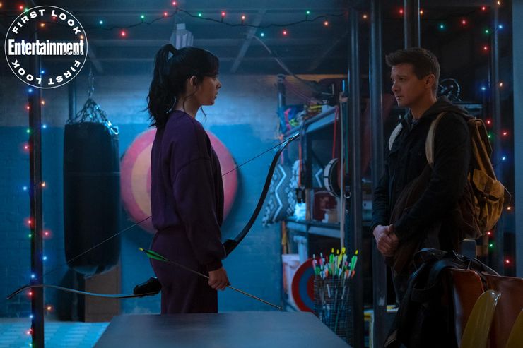 hawkeye-clint-barton-kate-bishop-meet