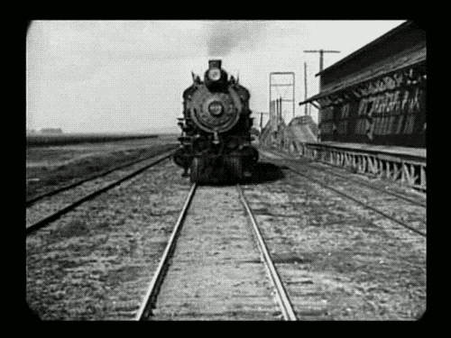 buster-keaton-train-gif